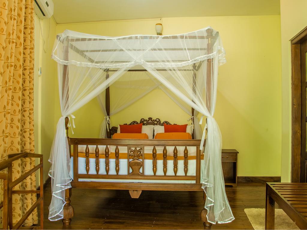 Aronka Homestay Kandy Exterior foto